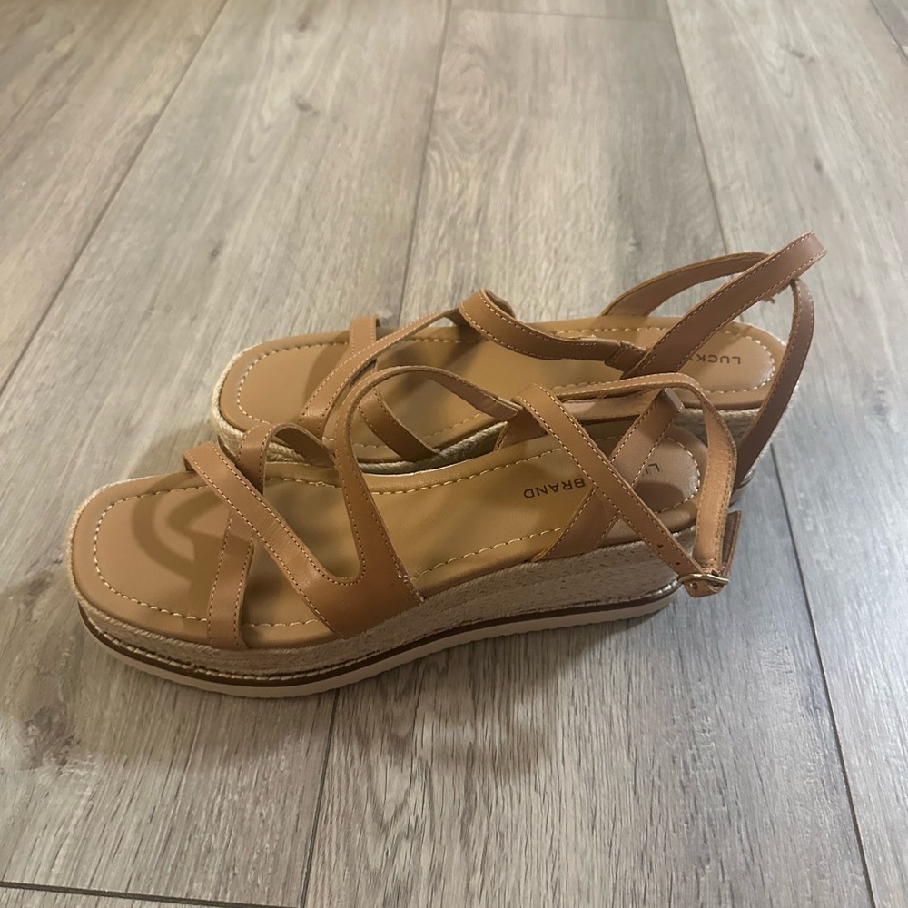 Lucky Brand Tan Espadrille Sandals